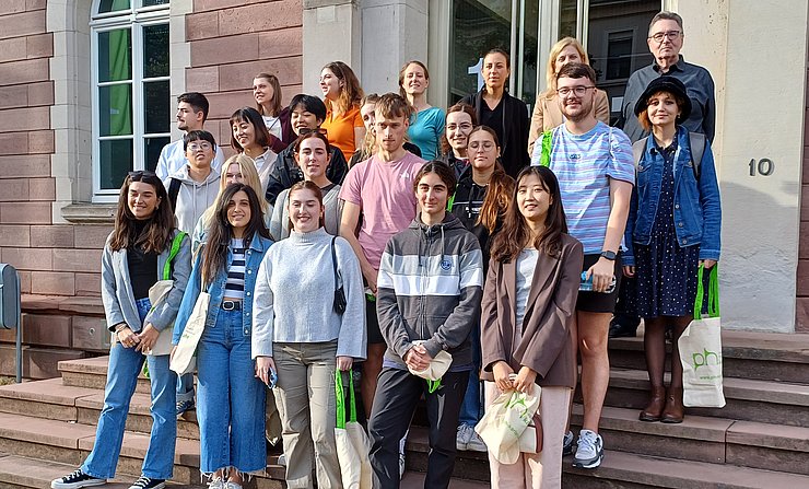 Willkommen zum Wintersemester: Die neuen Austauschstudierenden der Pädagogischen Hochschule Karlsruhe. Foto: PHKA