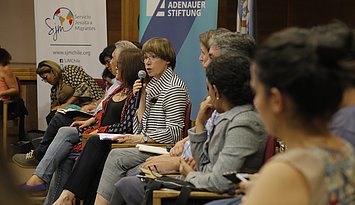 Prof. Dr. Annette Treibel an der Universidad Católica del Norte in Antofagasta/Chile. Foto: Konrad-Adenauer-Stiftung