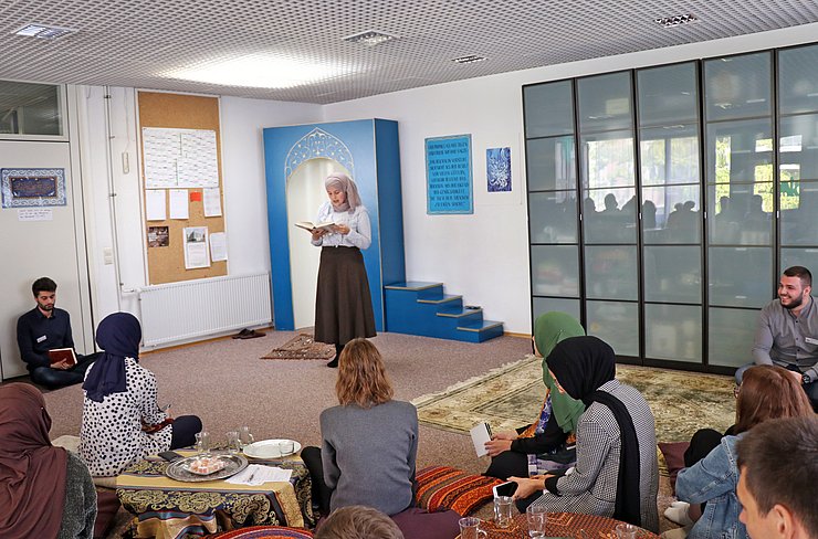 Auch Moschee-Gemeinden sind Orte gesellschaftlichen Engagements. Foto: Deutscher Muslimkreis Karlsruhe