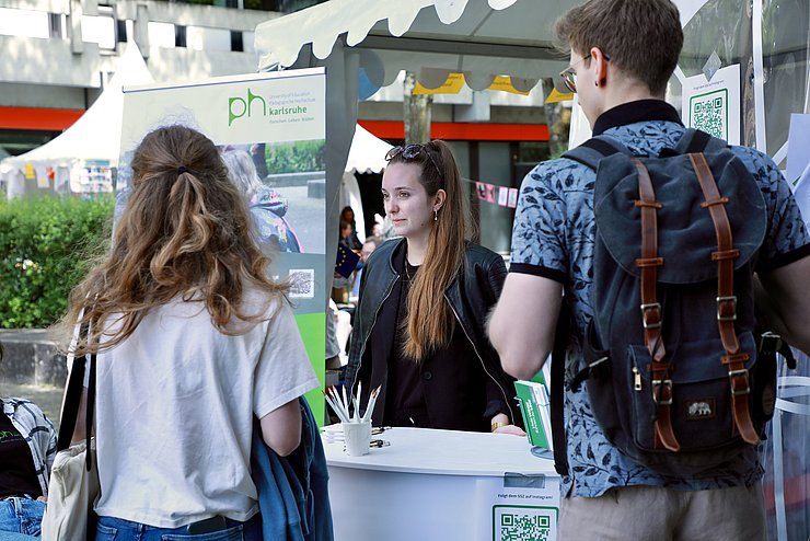 Lust, Lehrerin oder Lehrer zu werden? Die PHKA macht mit beim ersten landesweiten digitalen Studienberatungsabend am 30. Juni. Foto: Sofia Vinnichenko/Pädagogische Hochschule Karlsruhe