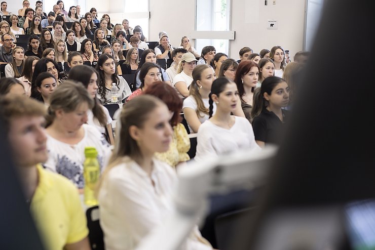 Studierende in einem Hörsaal