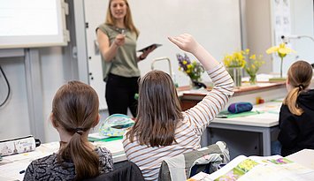 Lehrer:in werden an der Pädagogischen Hochschule Karlsruhe: Ein Lehramtsstudium bietet beste Berufsaussichten. Foto: Joel Frank/PHKA