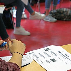Zum Karlsruher Tutorentraining gehört auch ein Lehrversuch. Foto: Pädagogische Hochschule Karlsruhe
