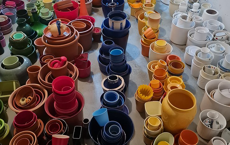 Aus Abfall wird Kunst: Blumentopf-Aktion des Umweltkreises der Pädagogischen Hochschule Karlsruhe (PHUK!). Foto: PHUK!