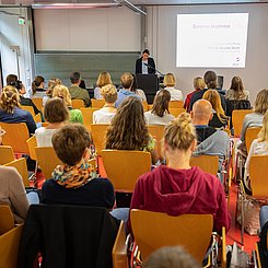 Eröffnung der Sommerakademie 2019 mit Prof. Dr. Annette Worth. Foto: David Manherz / Pädagogische Hochschule Karlsruhe
