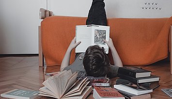 boysandbooks.de: Das Leseförderprojekt mit Buchtipps für Jungen zwischen 8 und 18. Foto: unsplash.com/@anita-jankovic