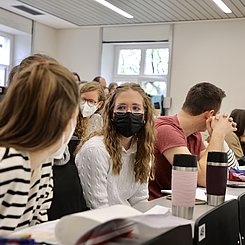 Infotag für Studium und Weiterbildung: Sich aus erster Hand über das Studienangebot der PHKA informieren. Foto: Sofia Vinnichenko/PHKA